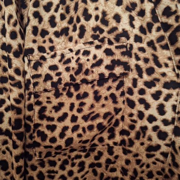 Torrid Harper Blouse Women's Plus Size 3  V-Neck 3/4 Sleeve Animal Print exotic - Picture 5 of 5